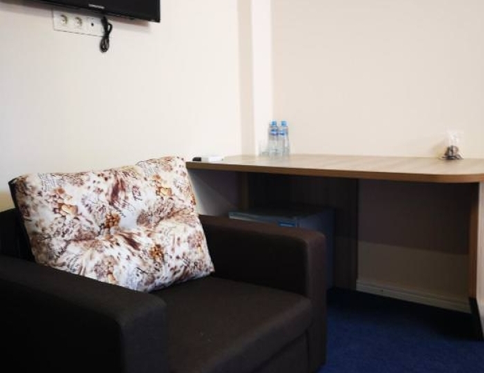 Номер стандарт семейный с 1 двуспальной кроватью (с завтраком) - Отель Comfort / Комфорт Сухум